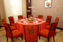 餐飲住宿雙輪驅(qū)動(dòng)，打造品質(zhì)生活新體驗(yàn)